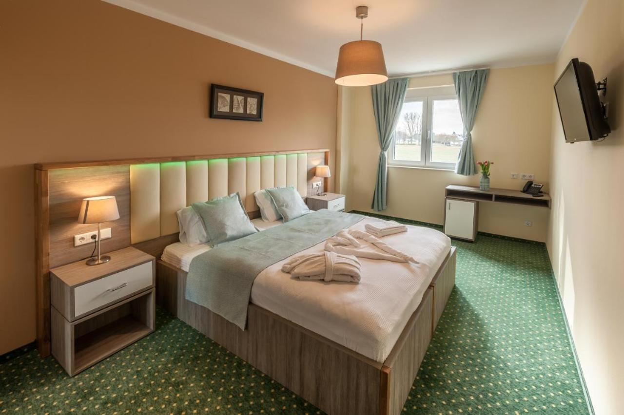 Mein Palace Hotel Okriftel المظهر الخارجي الصورة