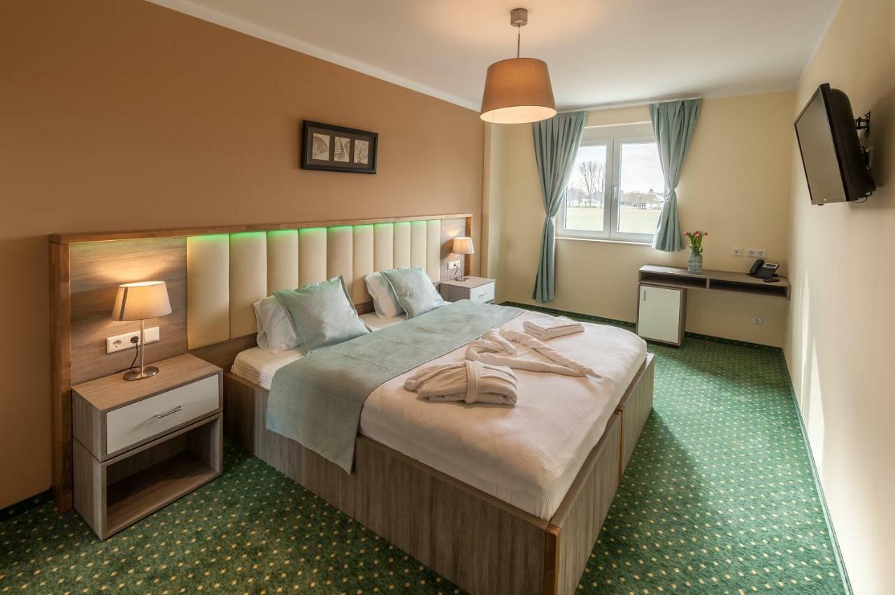 Mein Palace Hotel Okriftel المظهر الخارجي الصورة